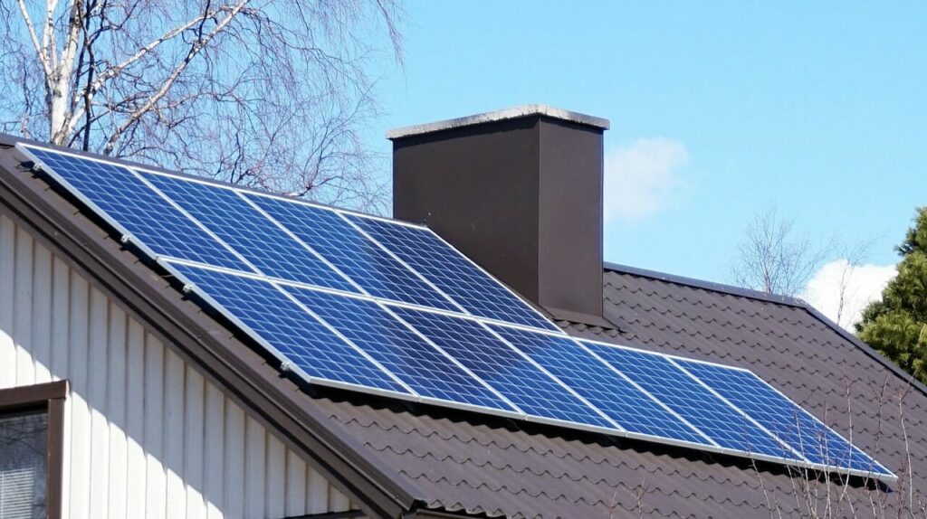 free government solar panels grants